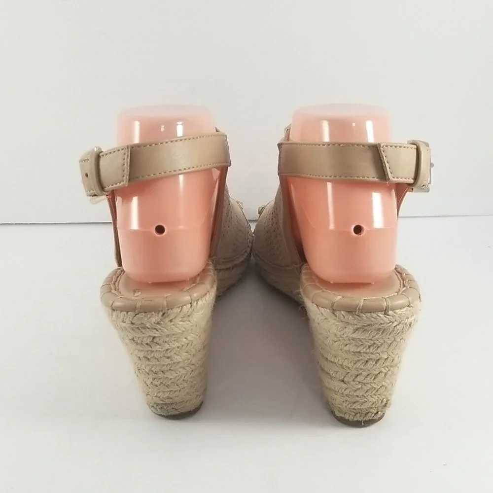 Marc Fisher Tan Studded Perforated Espadrille Wedge Sandals Nude Gold Studs 7.5M